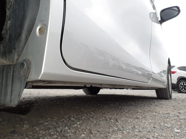 Local or import cars from kenya. Carhoot car Id 21