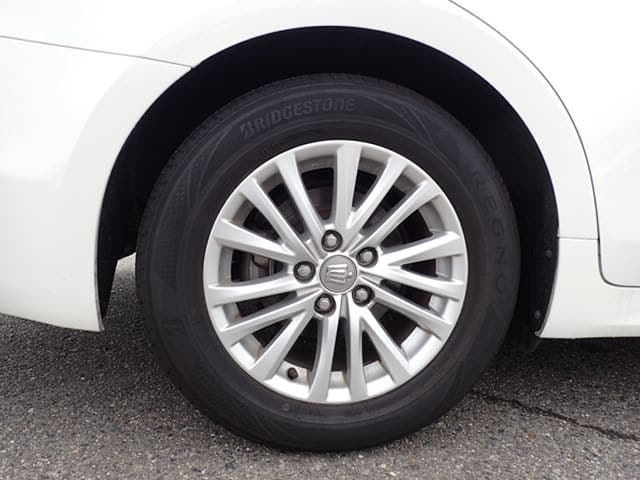 Local or import cars from kenya. Carhoot car Id 11