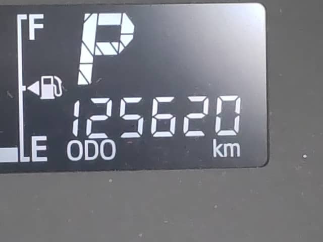 Local or import cars from kenya. Carhoot car Id 8