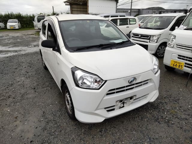 Local or import cars from kenya. Carhoot car Id 6