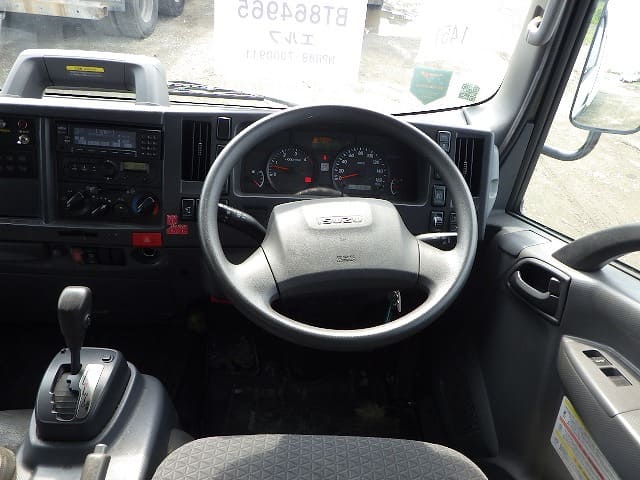 Local or import cars from kenya. Carhoot car Id 23