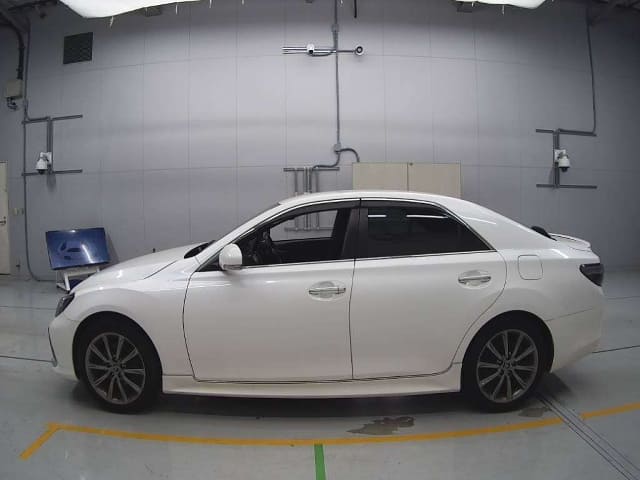 Local or import cars from kenya. Carhoot car Id 4