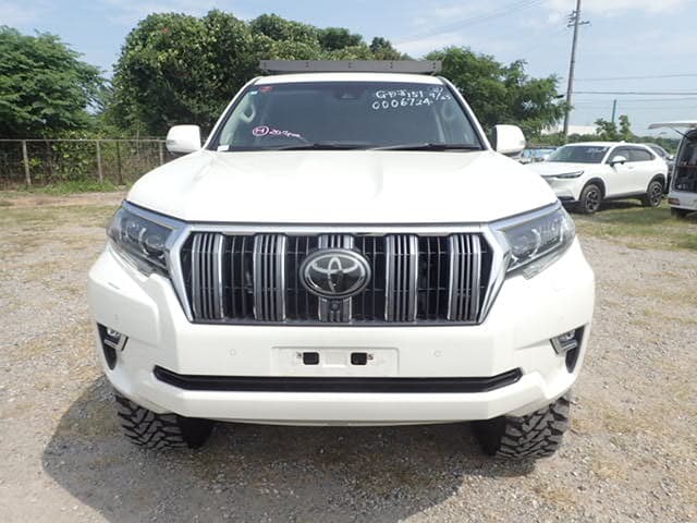 Local or import cars from kenya. Carhoot car Id 8