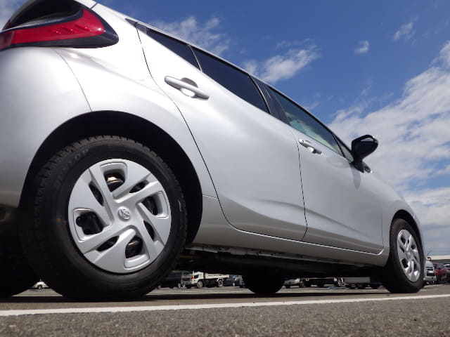 Local or import cars from kenya. Carhoot car Id 21