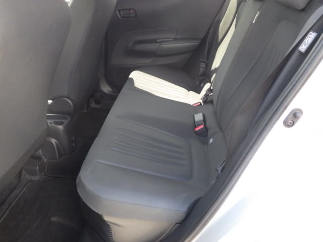Local or import cars from kenya. Carhoot car Id 27