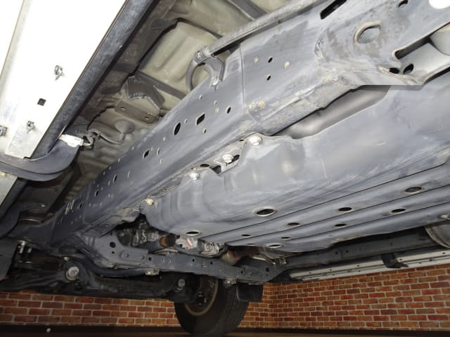 Local or import cars from kenya. Carhoot car Id 18