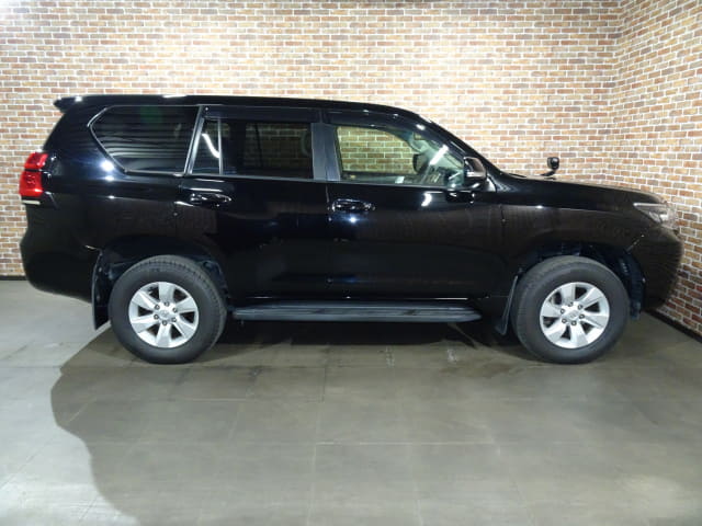 Local or import cars from kenya. Carhoot car Id 6
