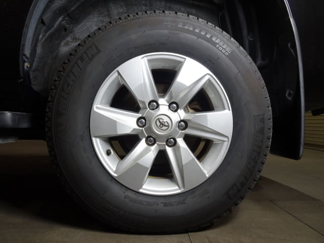 Local or import cars from kenya. Carhoot car Id 10