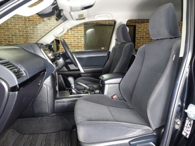 Local or import cars from kenya. Carhoot car Id 27