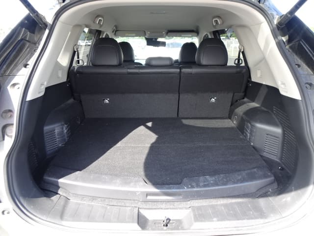 Local or import cars from kenya. Carhoot car Id 28