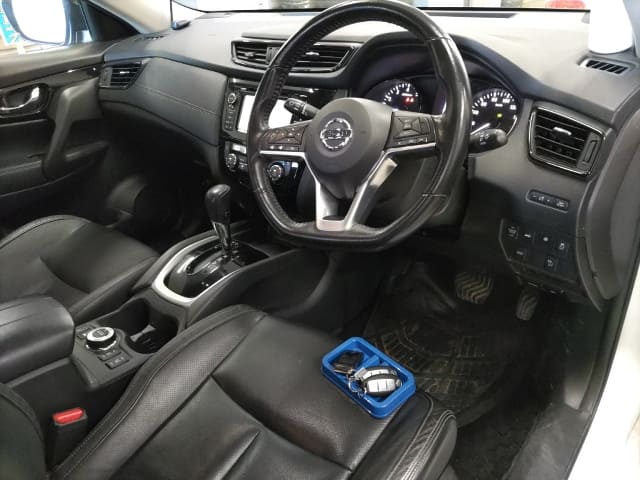 Local or import cars from kenya. Carhoot car Id 3