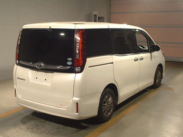 Local or import cars from kenya. Carhoot car Id 2