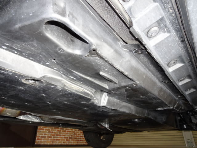 Local or import cars from kenya. Carhoot car Id 17