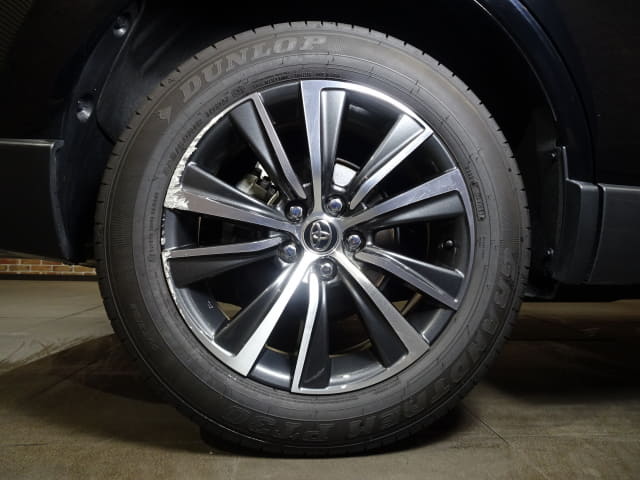 Local or import cars from kenya. Carhoot car Id 11
