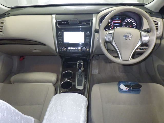 Local or import cars from kenya. Carhoot car Id 3