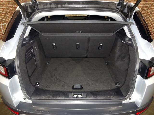 Local or import cars from kenya. Carhoot car Id 28