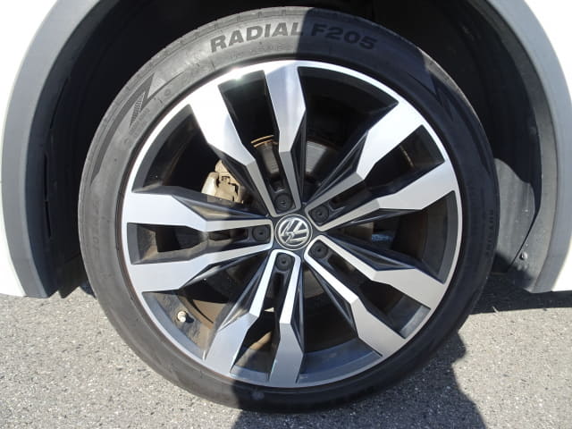 Local or import cars from kenya. Carhoot car Id 9