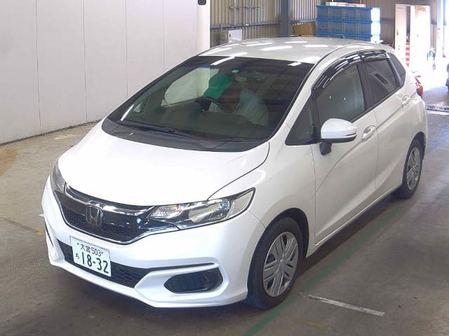 Local or import cars from kenya. Carhoot car Id 1