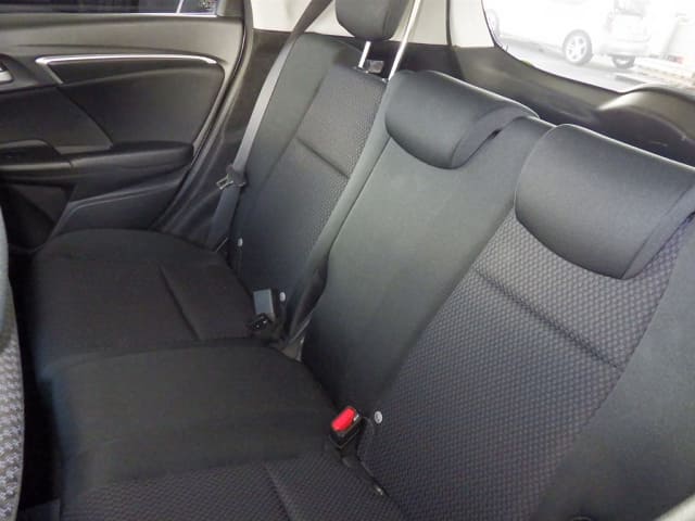 Local or import cars from kenya. Carhoot car Id 5