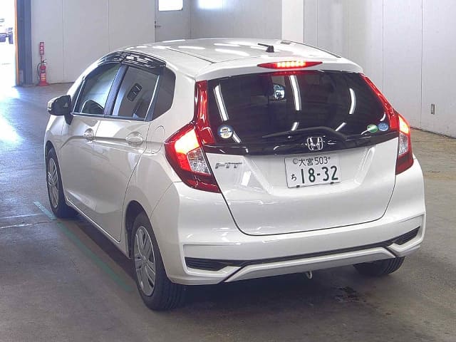 Local or import cars from kenya. Carhoot car Id 3