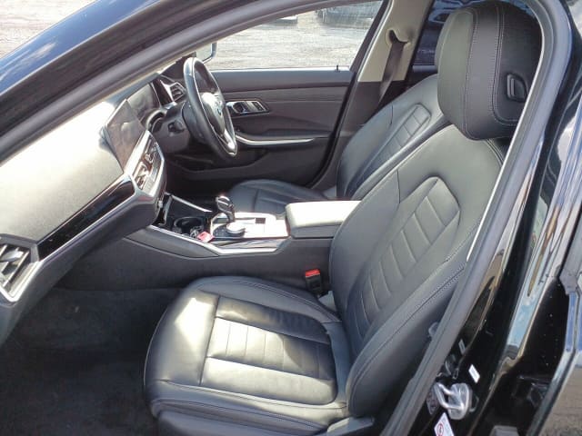 Local or import cars from kenya. Carhoot car Id 26