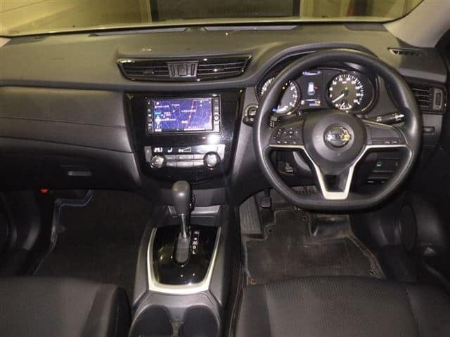 Local or import cars from kenya. Carhoot car Id 3