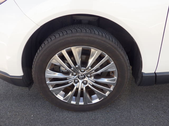 Local or import cars from kenya. Carhoot car Id 9