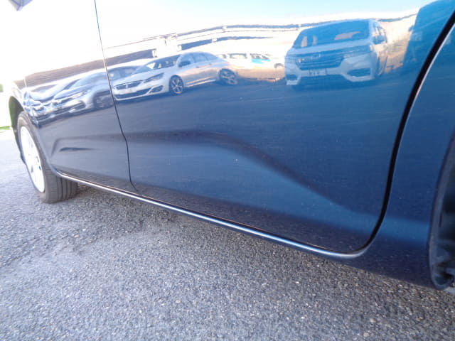 Local or import cars from kenya. Carhoot car Id 19