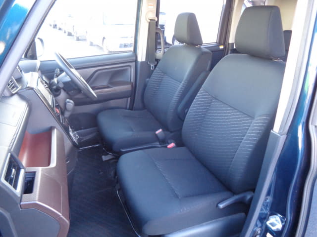 Local or import cars from kenya. Carhoot car Id 26