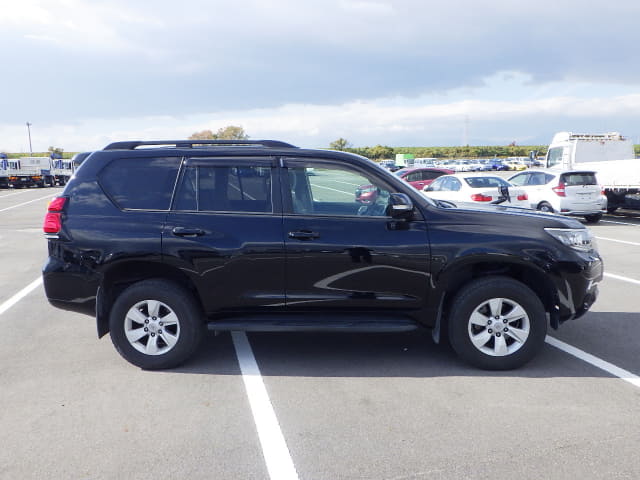 Local or import cars from kenya. Carhoot car Id 6