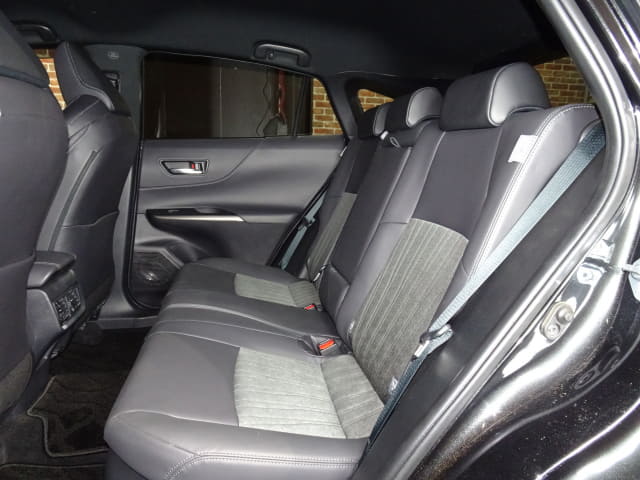 Local or import cars from kenya. Carhoot car Id 27