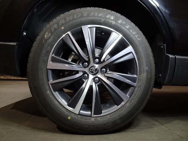 Local or import cars from kenya. Carhoot car Id 11