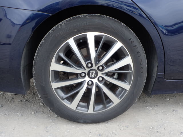 Local or import cars from kenya. Carhoot car Id 11