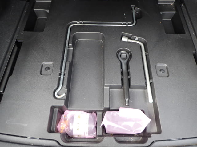 Local or import cars from kenya. Carhoot car Id 29