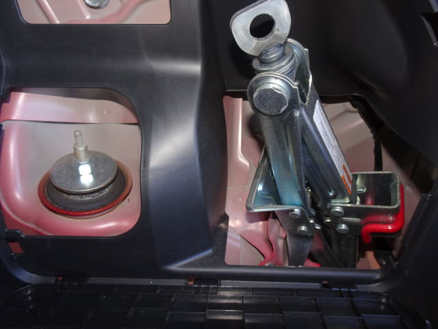 Local or import cars from kenya. Carhoot car Id 30