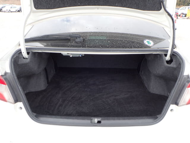 Local or import cars from kenya. Carhoot car Id 28
