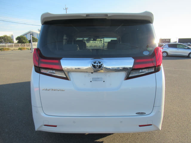 Local or import cars from kenya. Carhoot car Id 4