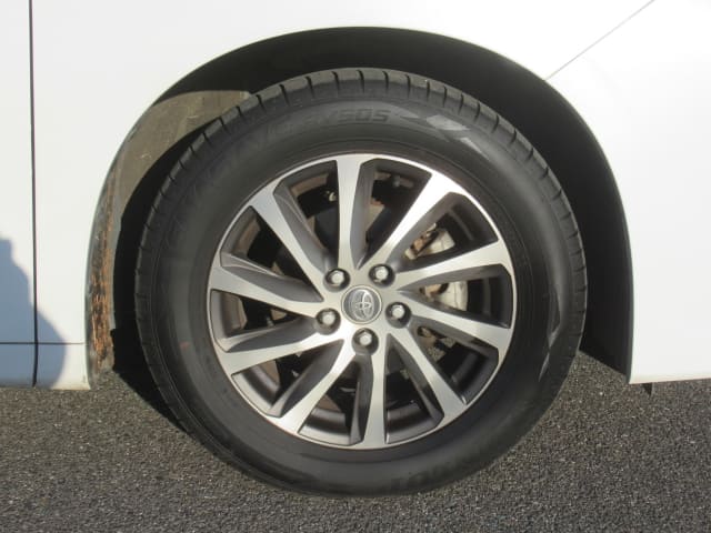 Local or import cars from kenya. Carhoot car Id 12