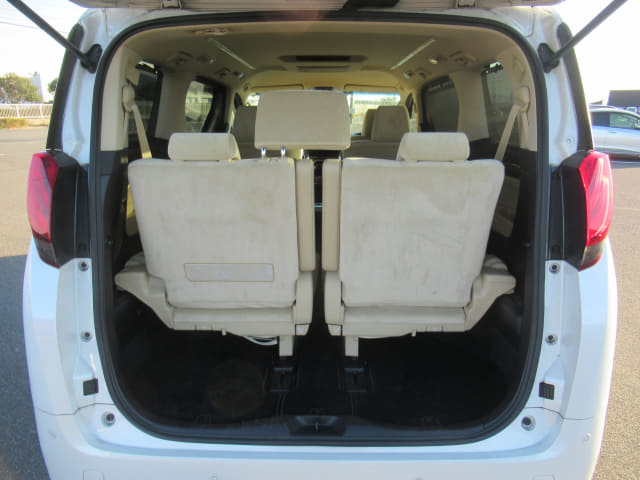 Local or import cars from kenya. Carhoot car Id 29