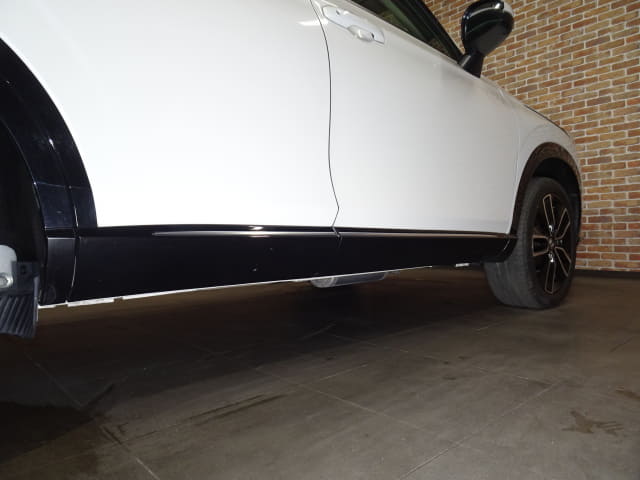 Local or import cars from kenya. Carhoot car Id 21