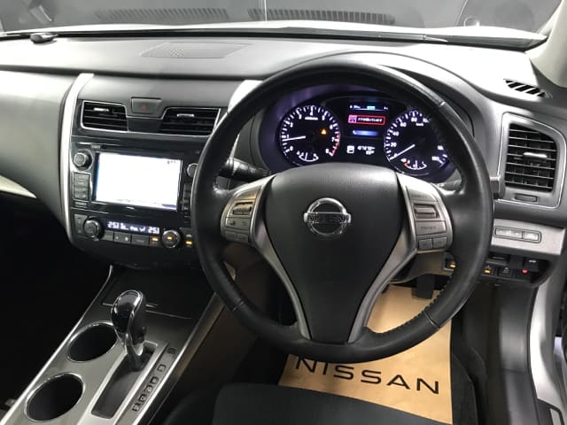 Local or import cars from kenya. Carhoot car Id 3