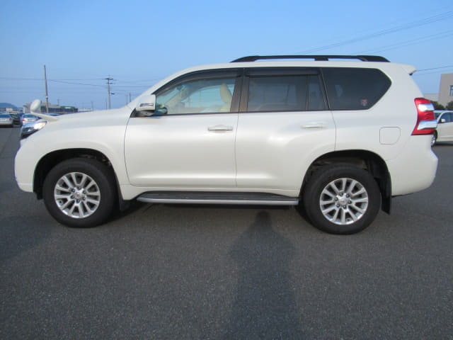 Local or import cars from kenya. Carhoot car Id 2