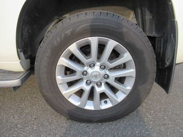 Local or import cars from kenya. Carhoot car Id 10