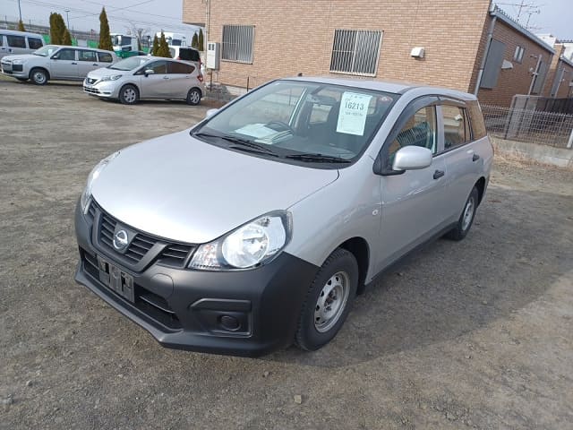 Local or import cars from kenya. Carhoot car Id 1