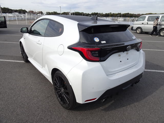 Local or import cars from kenya. Carhoot car Id 3