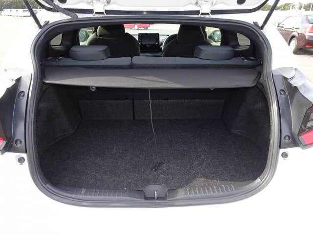 Local or import cars from kenya. Carhoot car Id 28