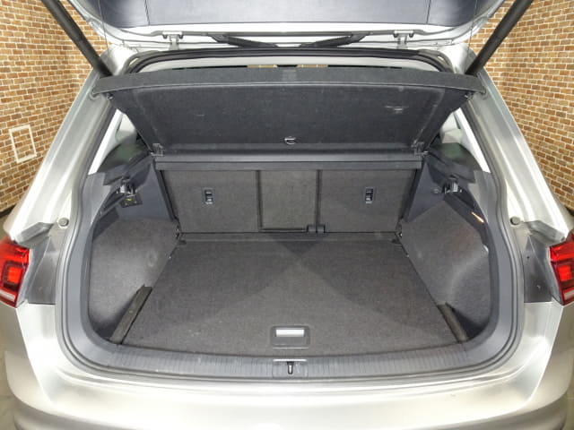 Local or import cars from kenya. Carhoot car Id 28