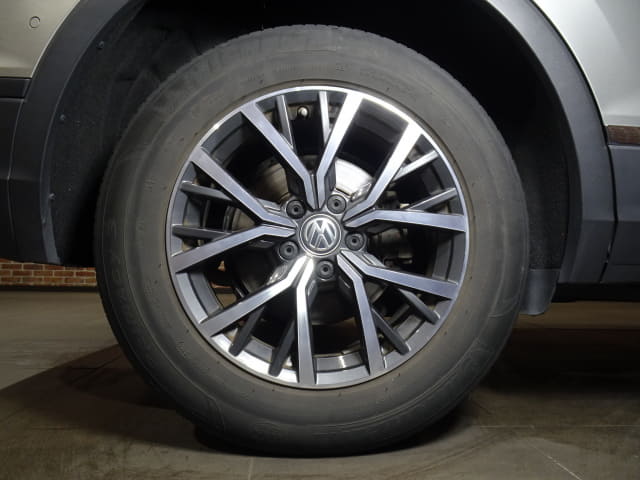 Local or import cars from kenya. Carhoot car Id 11