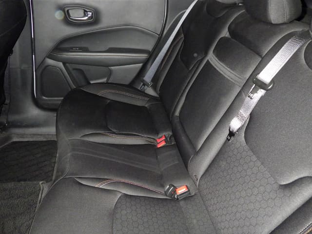 Local or import cars from kenya. Carhoot car Id 5