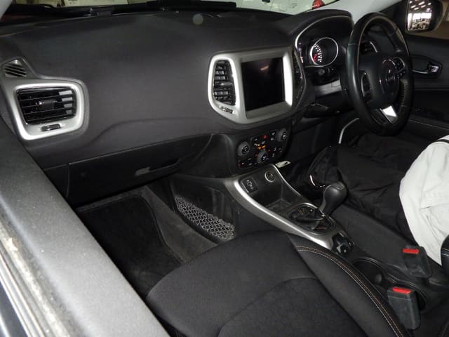 Local or import cars from kenya. Carhoot car Id 3